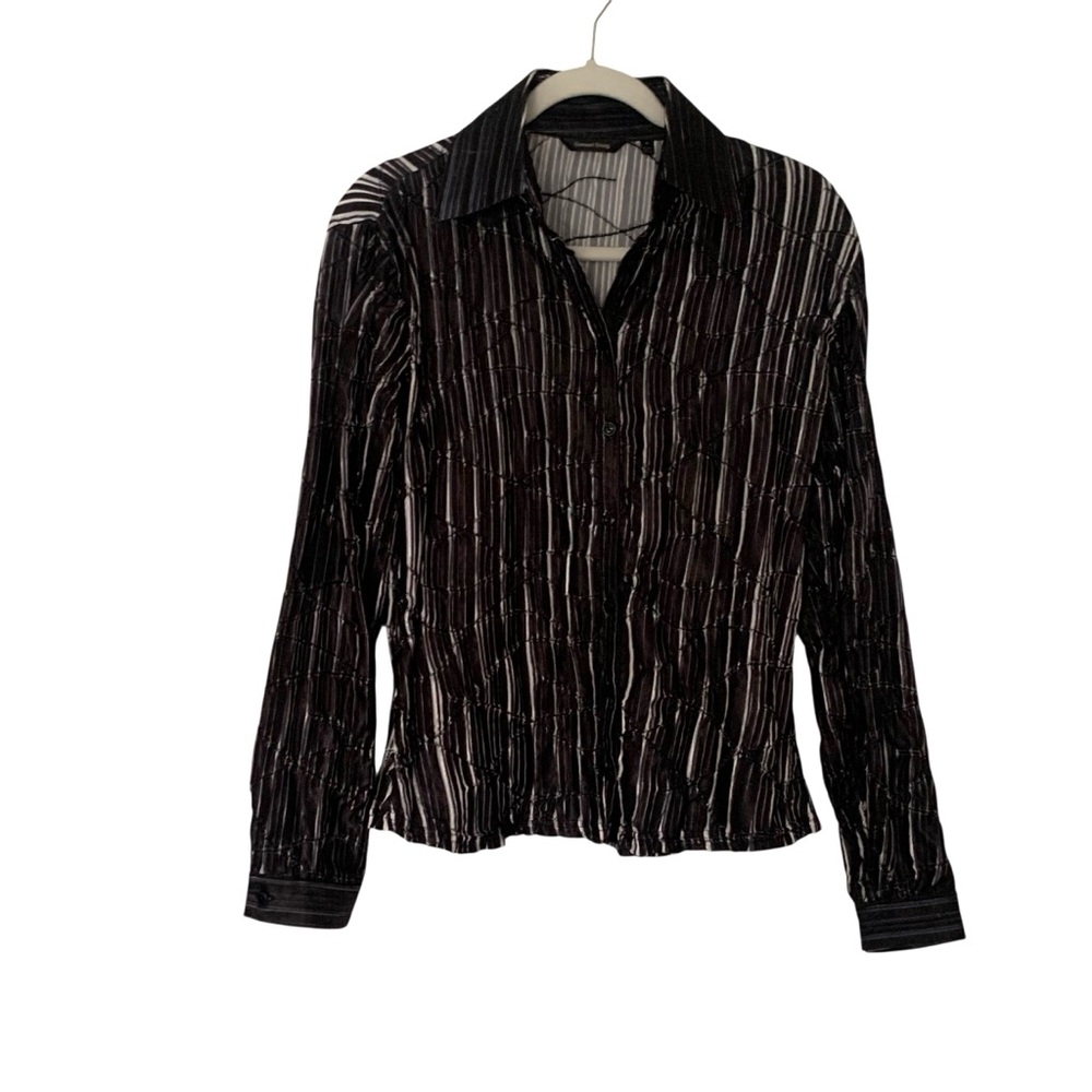 Samuel Dong Black & White Accordion Crepe Button Front Women’s Size 4 Blouse Top